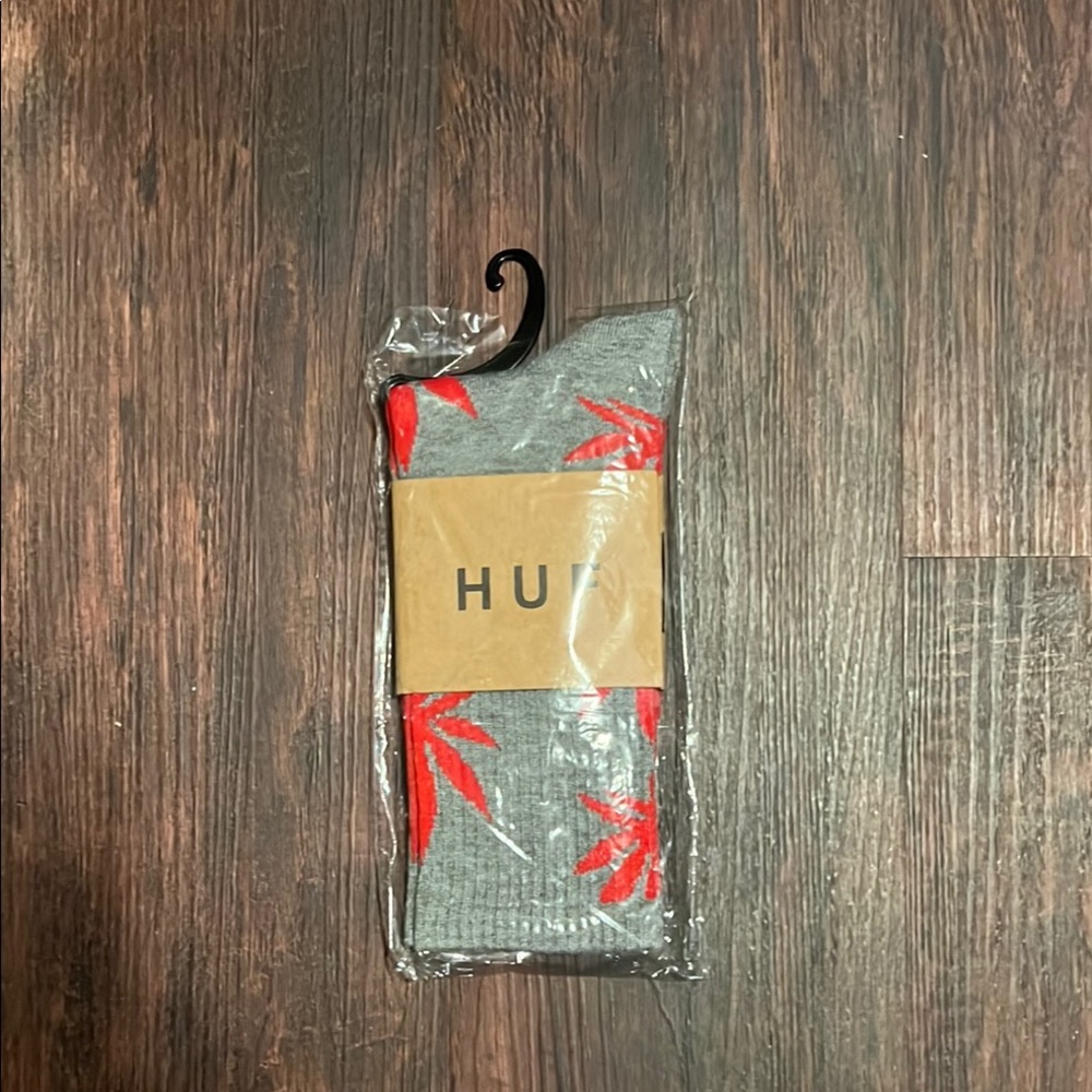HUF Gray and Red Leaf Socks